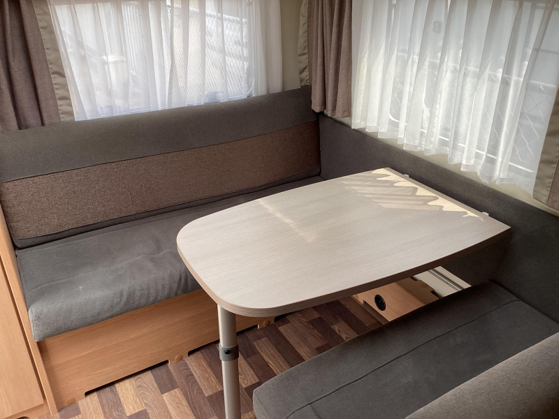 Knaus Sport 420 QD Dorema Mondial  foto: 2