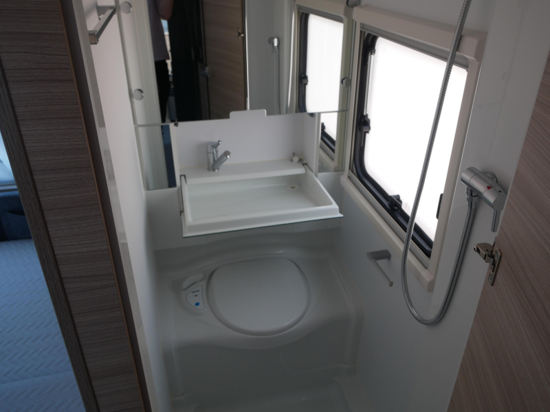 Adria Altea 432 PX Incl. mover en voortent  foto: 14