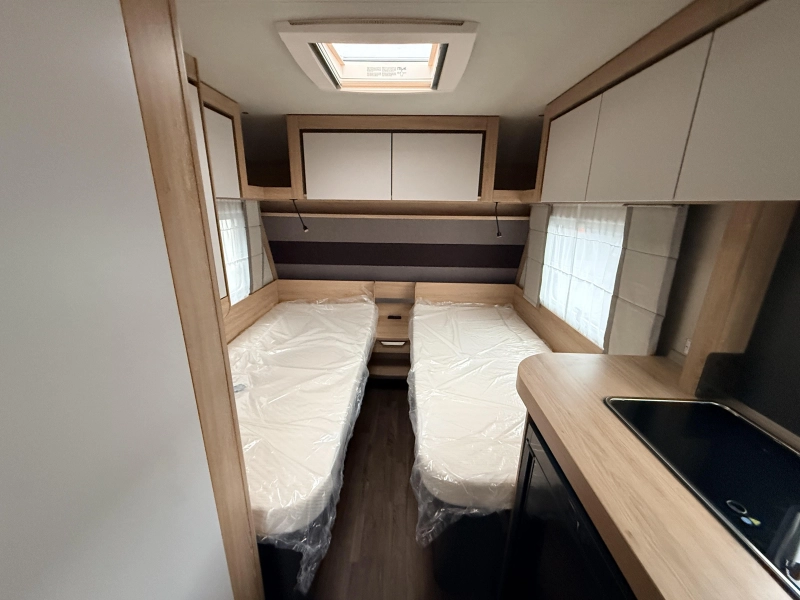 Knaus Sport 460 EU Enkele bedden 