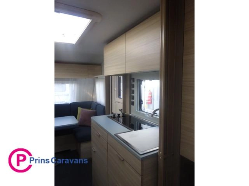 Adria Altea 502 UL Enkele Bedden Grote Koelkast en Rondzit  foto: 15