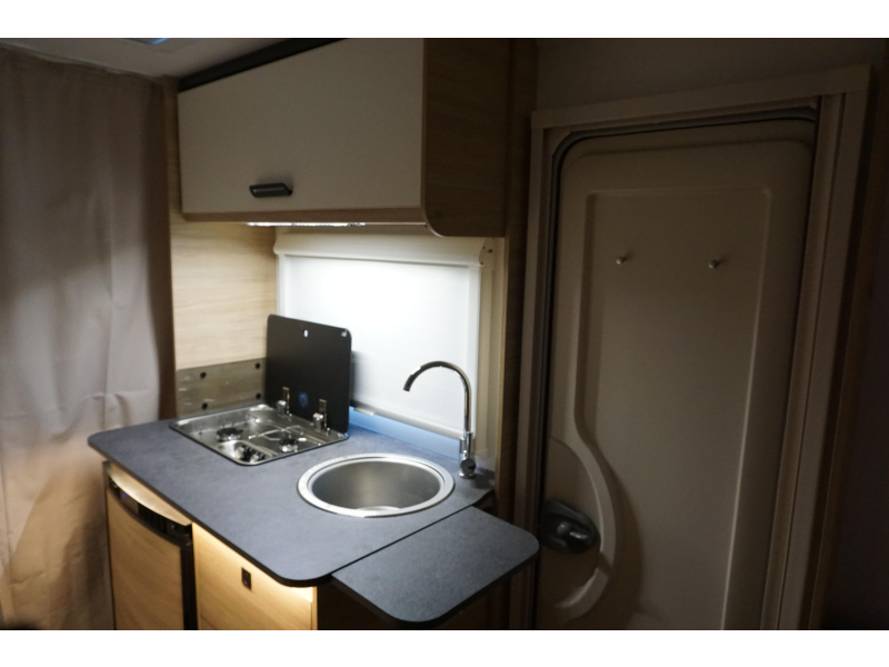 Caravelair Alba 462 max gewicht 1050/1300 kg  foto: 9