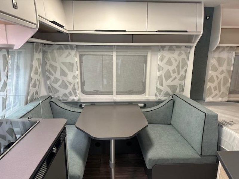 Fendt Apero Activ 390 FH 