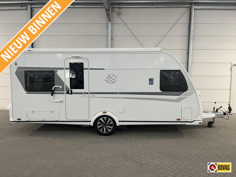 Knaus Sudwind 60 Years 500 FU Mover-Cassetteluifel  foto: 0
