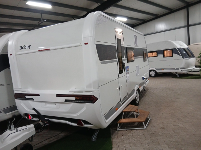 Hobby De Luxe 490 KMF 