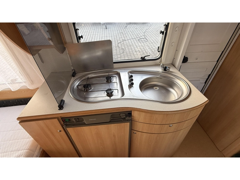 Home-Car Racer Trophy 43 vastbed treinzit toilet  foto: 7