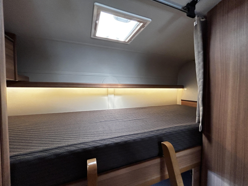 Weinsberg CaraHome 600 DKG Stapelbed/alkoof/6-zitpls  foto: 15