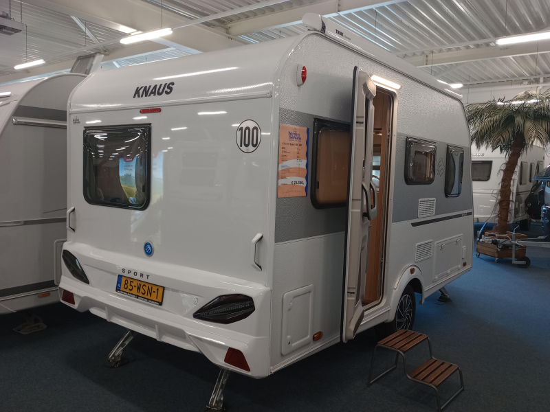 Knaus Sport 400 QD Thule Omnistor, vloerverw  foto: 15
