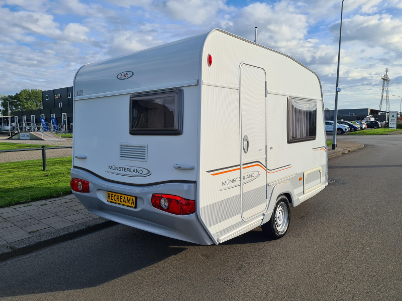 LMC Viola 330 Incl. voortent 