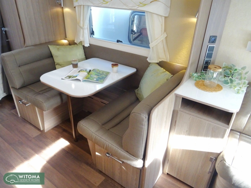 Kabe Royal 740 GXL Super compl. btw caravan  foto: 9
