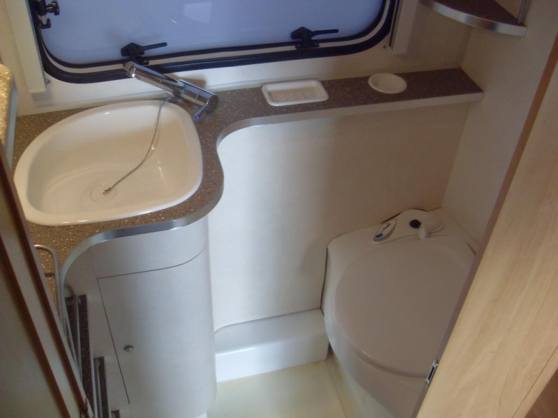 Eriba Touring Troll GT 530 met Mover  foto: 6