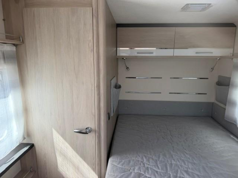 Caravelair Antares Style 455 Mover/ Fietsenrek  foto: 8