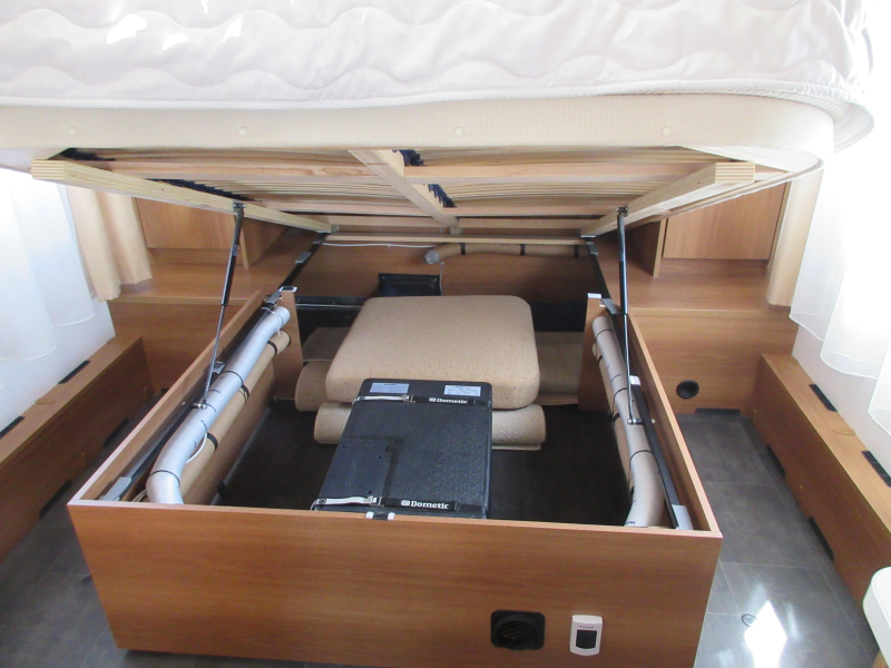 Dethleffs Nomad 540 DBM ALS NIEUW/ MOVER / LUIFEL  foto: 5