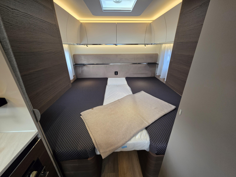 Adria Alpina 583 UL  foto: 17