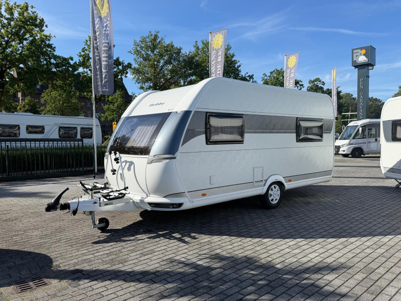 Hobby De Luxe 460 LU In NIEUWSTAAT!  foto: 4