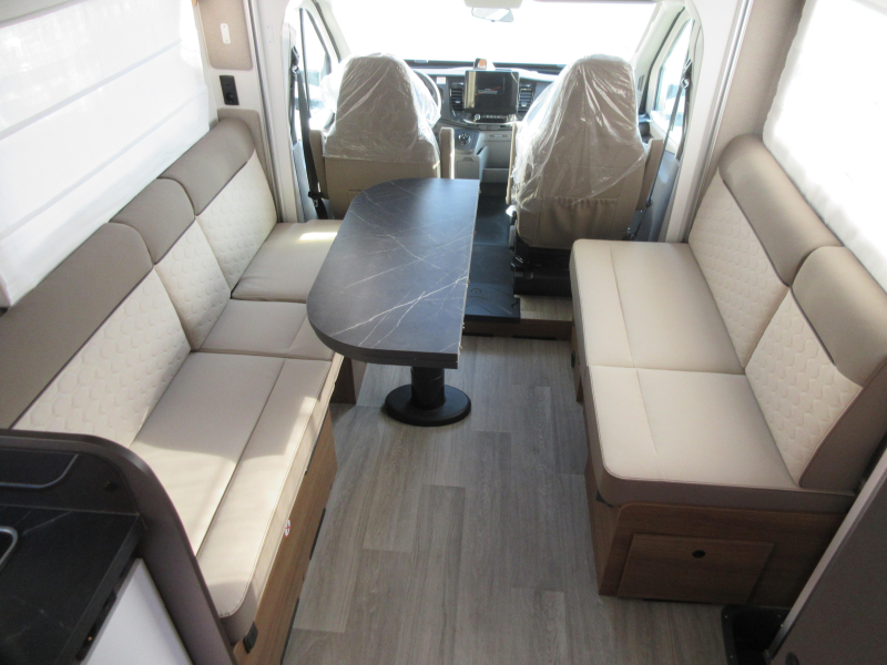 Benimar Cocoon 425 GROOT STAPELBED EN HEFBED  foto: 2