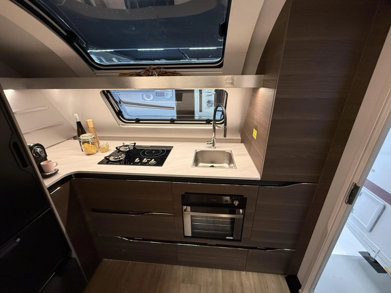 Adria Alpina 663 HT NIEUW 2027  foto: 16