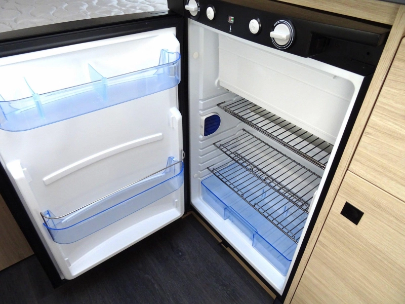 Caravelair Alba 390 licht gewicht uitvoering!  foto: 12