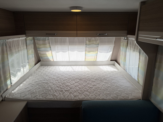 Dethleffs C-JOY 420 QSH foto: 13