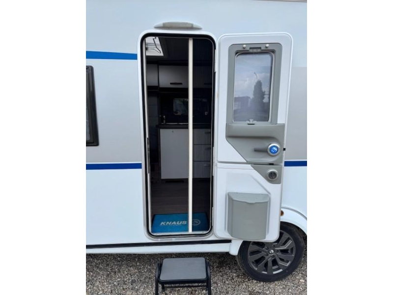 Knaus Sport Silver Selection 500 FU mover nieuwe thule luifel  foto: 10