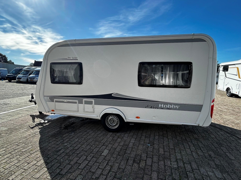 Hobby De Luxe 440 SF incl. Mover, nw matrassen 