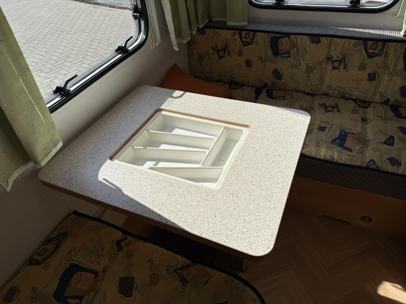 Bürstner Ventana Avantgarde 480 TK STAPELBE RONDZIT 5/6PERS  foto: 9