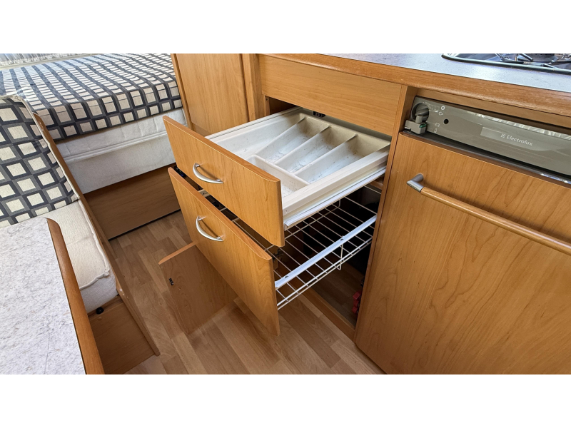 Wilk Stern 490 TKM stapelbed zit dwars bed  foto: 8