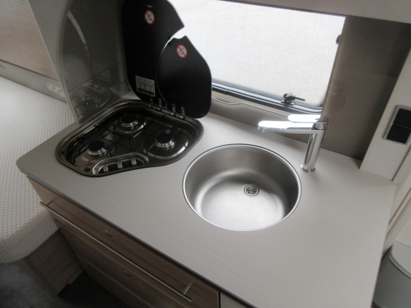 Dethleffs Nomad Avantgarde 460 LE ZEER COMPLEET!  foto: 10