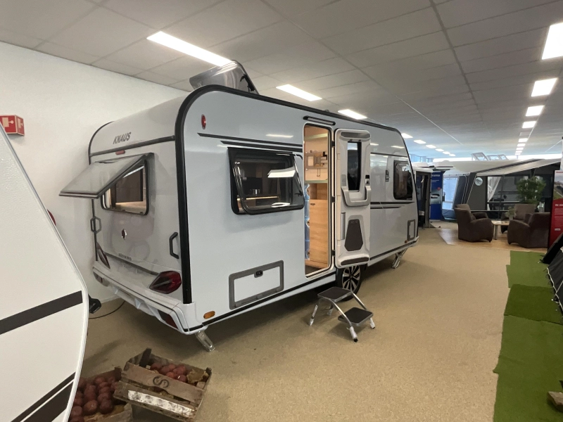 Knaus Sudwind Black Selection 450 FU VLOERVERW-MOVER  foto: 4
