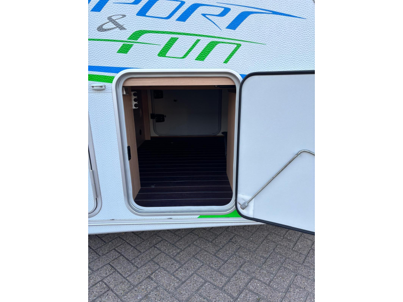 Knaus Sport en Fun 480 QL Mover Cassetteluifel  foto: 25