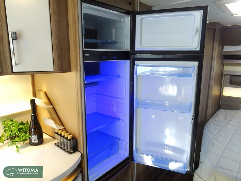 Kabe Royal 740 GXL Super compl. btw caravan  foto: 17