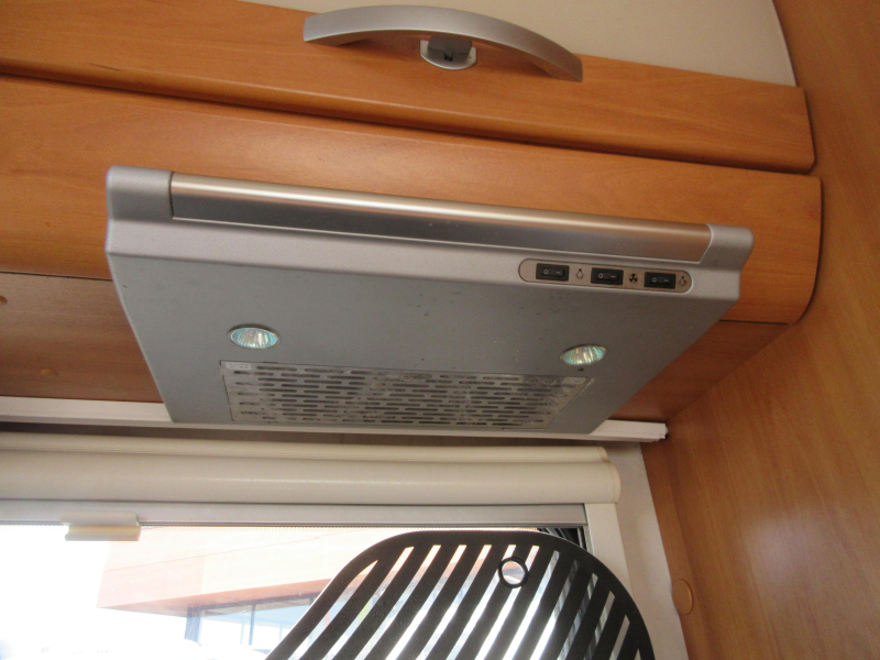 Eriba Nova GL 390 COMPACT MET EINDKEUKEN  foto: 10