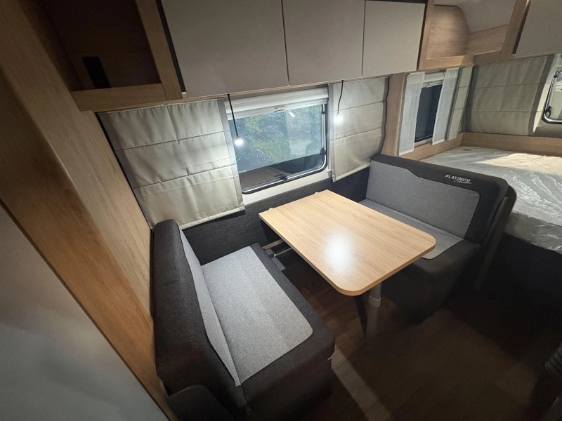 Knaus Sport Platinum 500 QDK stapelbed / dwarsbed  foto: 15
