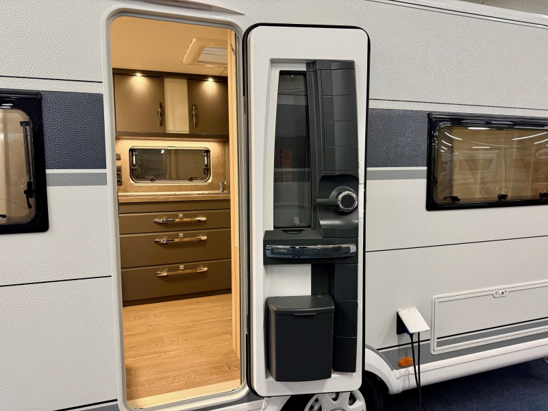 Hobby De Luxe 460 UFE  foto: 20