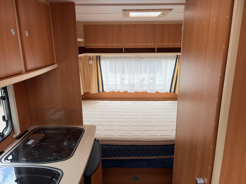 Dethleffs Summer Edition 430 DB Mover/Voortent/Fietsdr.  foto: 2