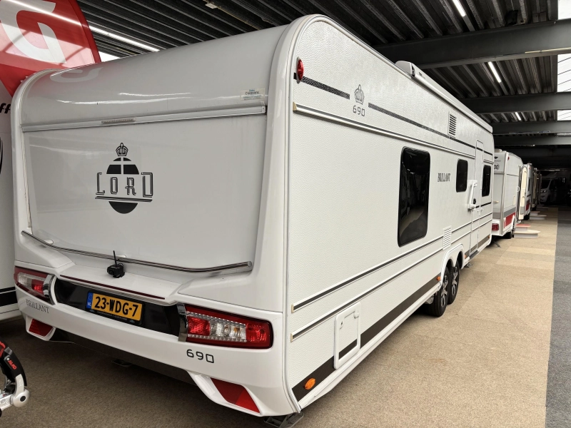 LMC Lord Brillant 690 Mover + Levelsysteem! 