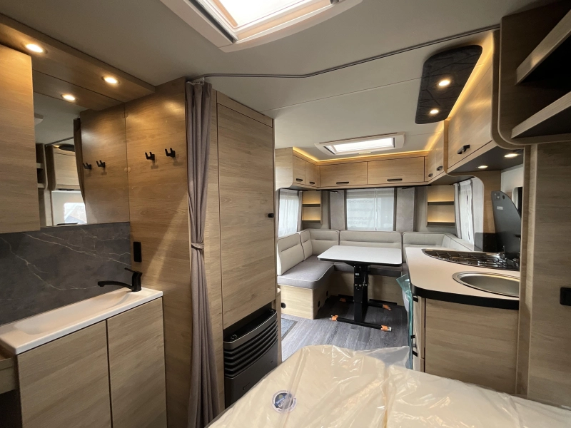Weinsberg CaraOne Edition HOT 450 FU ACTIE MODEL  foto: 7