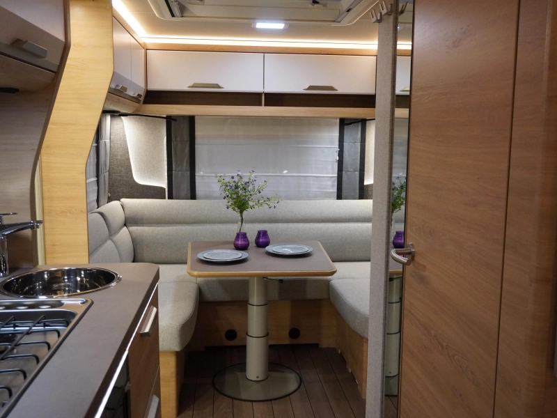 Knaus Sudwind Black Selection 500 EU !! BED VAN 217CM LANG !!!  foto: 17