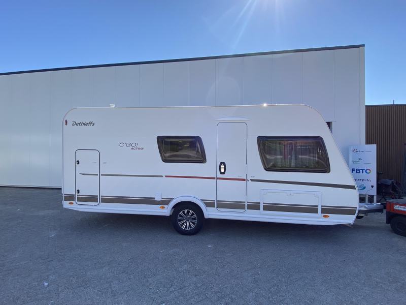 Dethleffs C'go Active 495 QSK stapelbed met 3 bedden! 