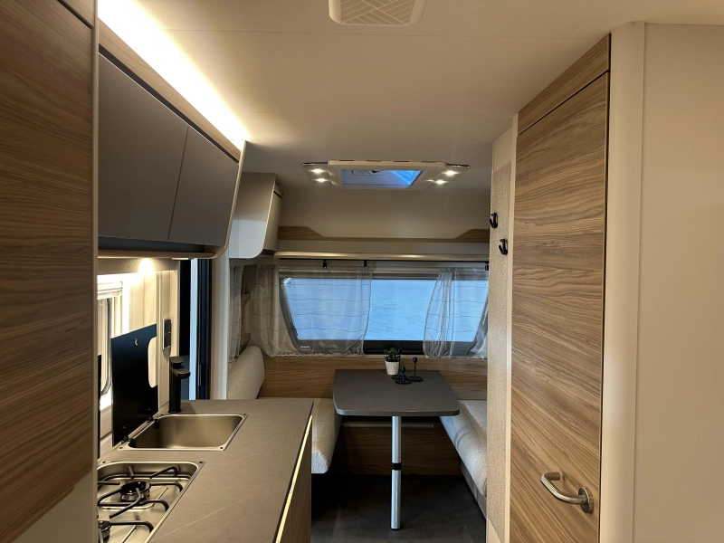 Dethleffs Nomad 460 EL vloerverwarming / ATC  foto: 18