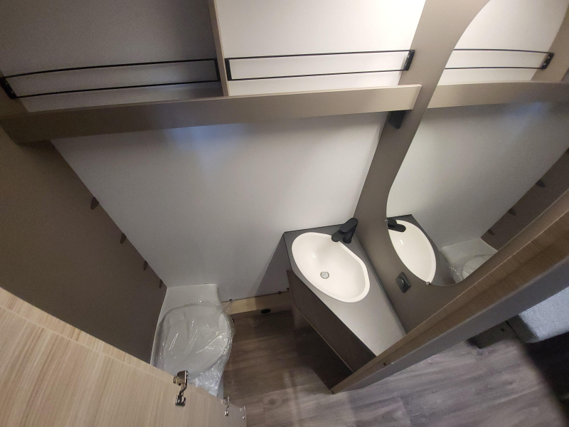 NEXT 381 met stapelbed  foto: 8