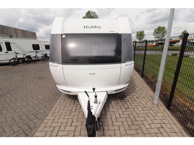 Hobby De Luxe 460 LU Autark / Enkele bedden foto: 5