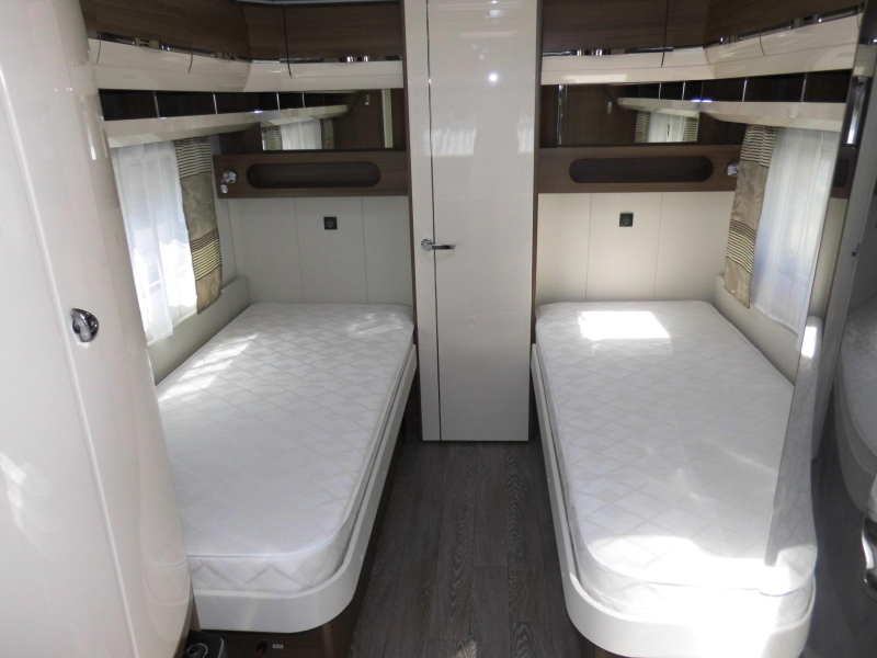 Hobby Prestige 560 WLU Mover en cassetteluifel! 