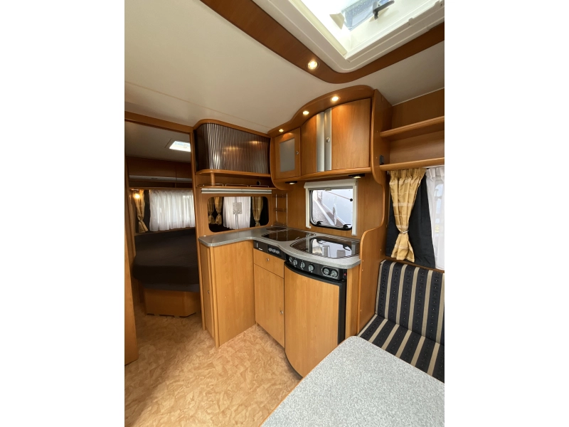 Dethleffs Camper Lifestyle 450 DB ALDE-LUIFEL-ZEER NETJES  foto: 4