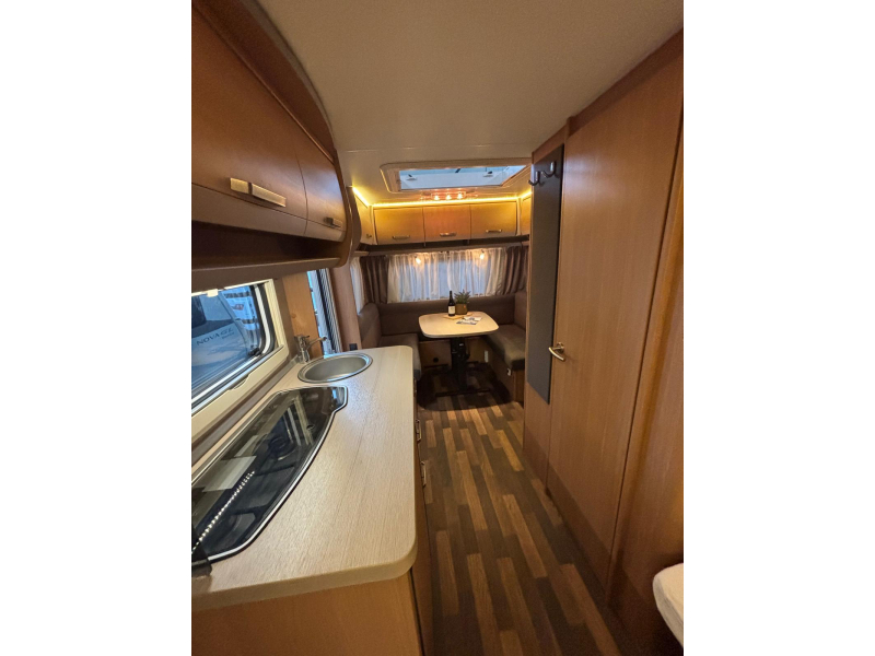 Knaus Sport 460 UE mover, voortent, luifel  foto: 17