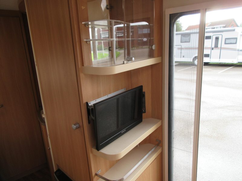 Knaus Sudwind 450 FU MOVER EN VOORTENT  foto: 14
