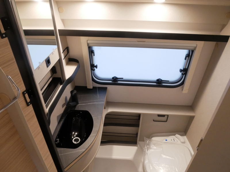 Eriba Touring Silver Editie 542 