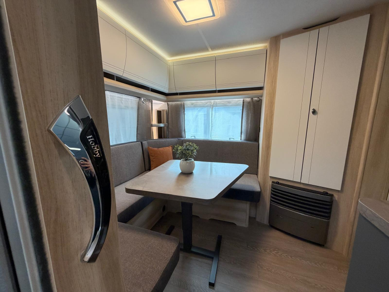 Hobby De Luxe 495 UL ACTIEPRIJS!  foto: 2