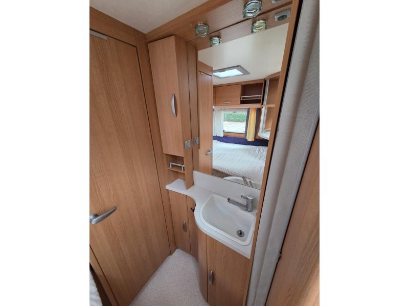 Knaus Sport 450 FU  foto: 17