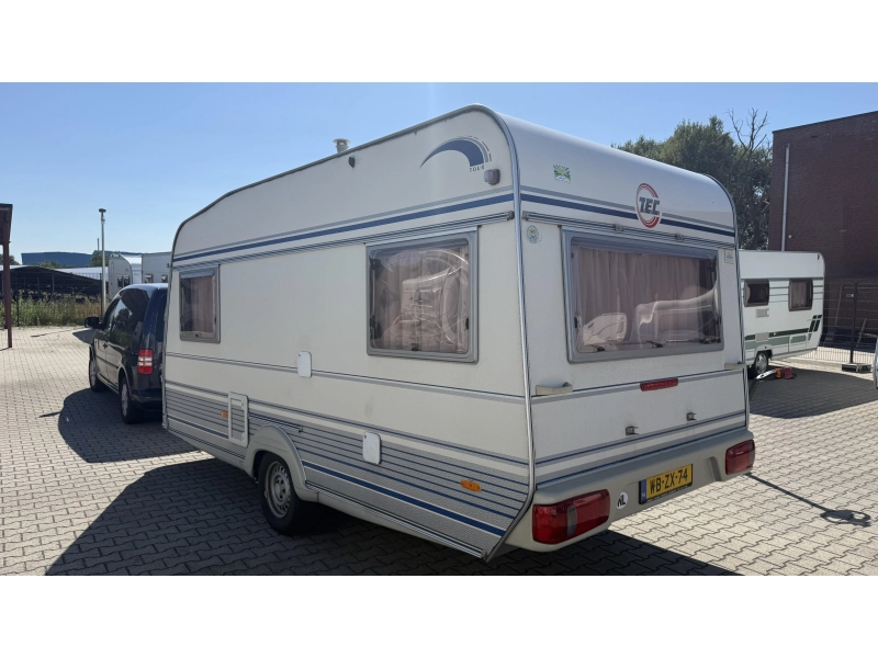 TEC Tour 450 standaard zit bed toilet 