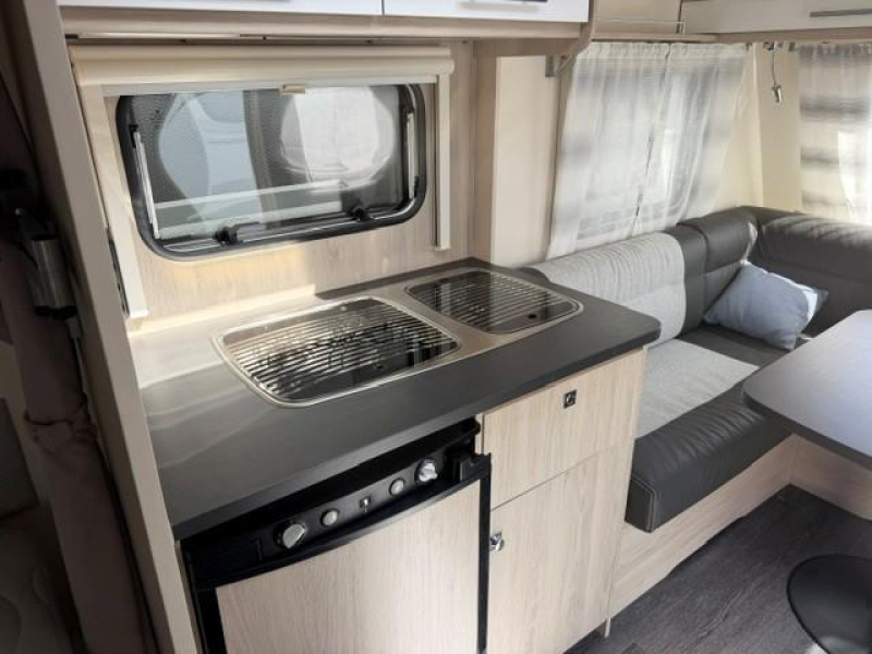 Caravelair Antares Style 455 Mover/ Fietsenrek  foto: 10
